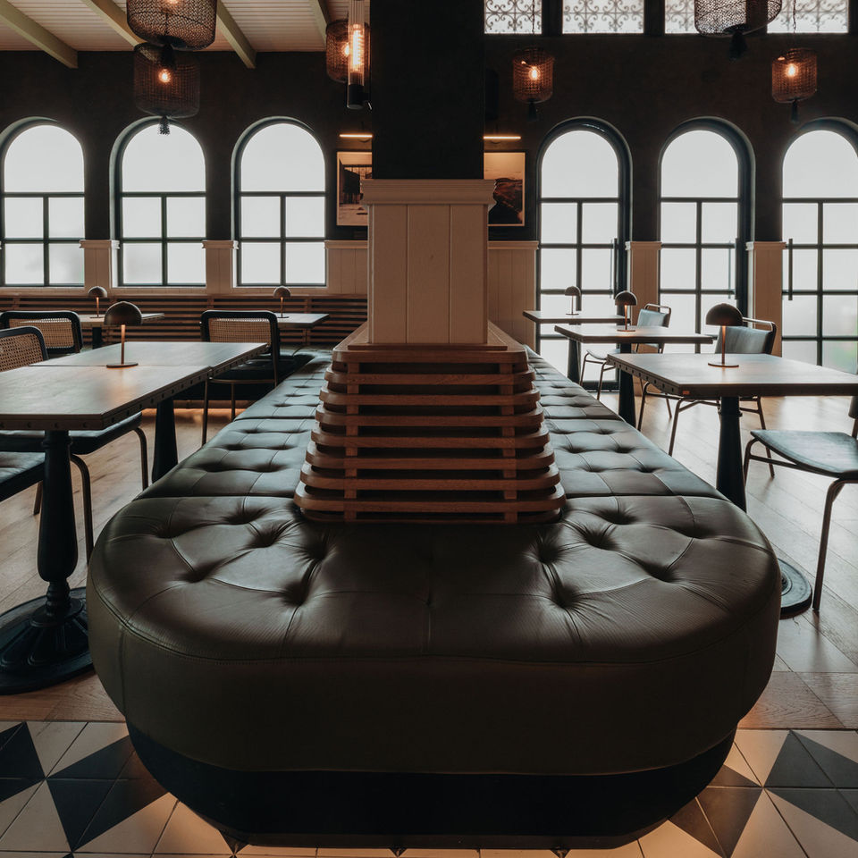 753cb8_541ad059f1584703bc5d530b6ce344f8~mv2