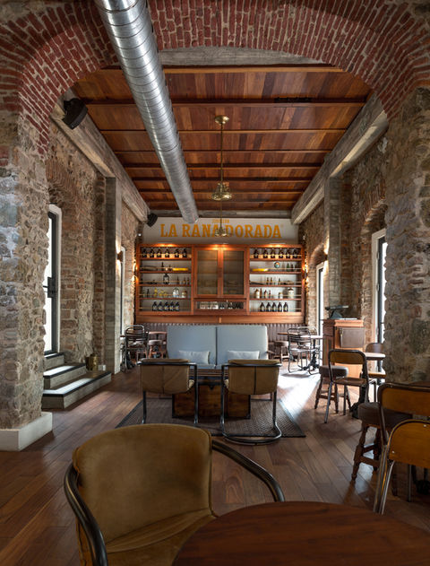 753cb8_86ab372946ef4bcca2279ac9a84c2d8a~mv2