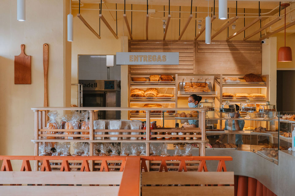 753cb8_893fddcfa73d47848c23c5b9a4c1288d~mv2