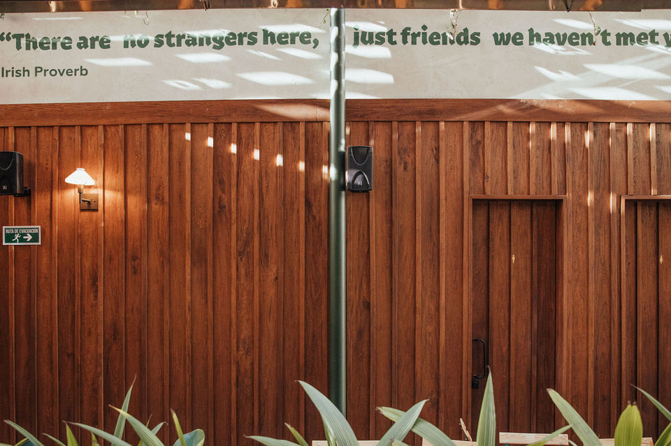 753cb8_cc423672afb340c0b34461e75be59852~mv2