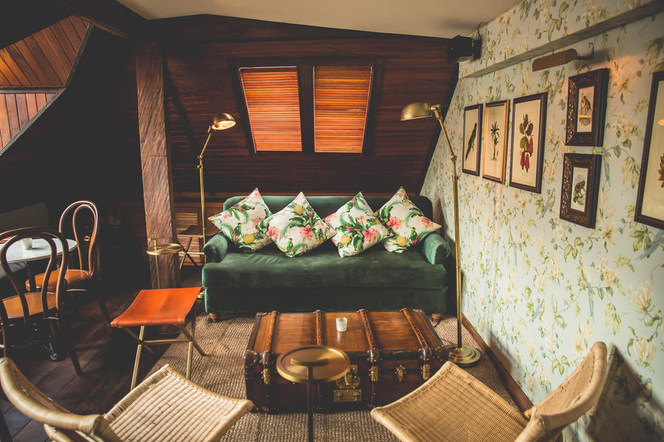 753cb8_edb03bda9b824bb4a249642c9cd3ea8b~mv2